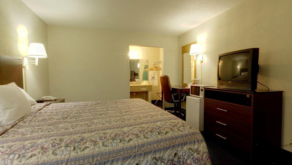 Americas Best Value Inn 牛顿 客房 照片