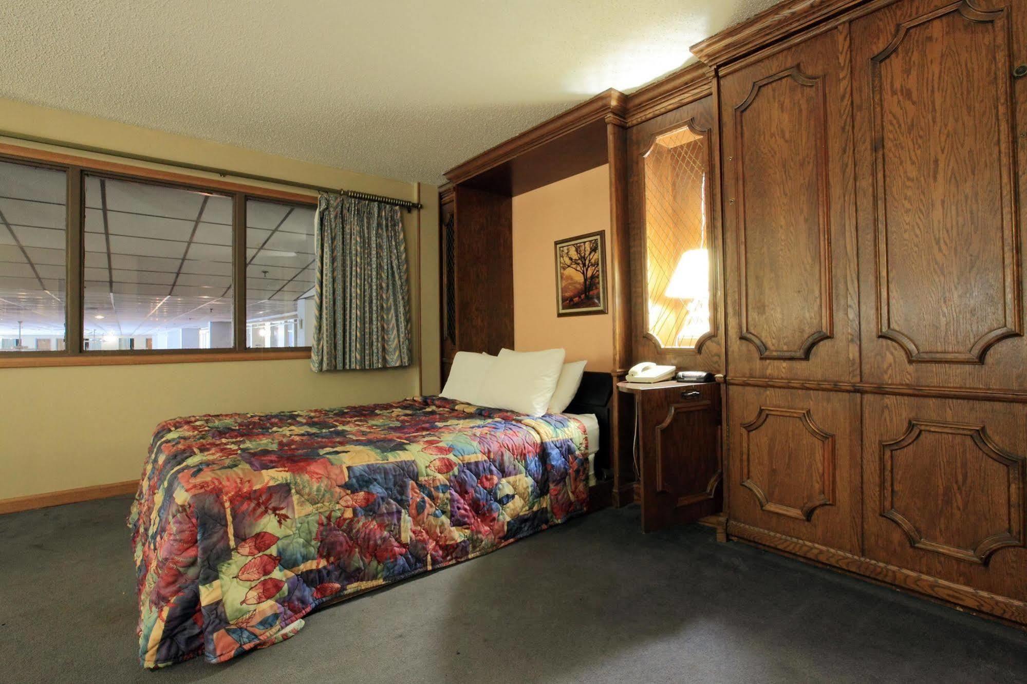 Americas Best Value Inn 牛顿 客房 照片